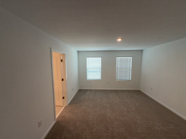 Building Photo - 4216 Sadler Rd