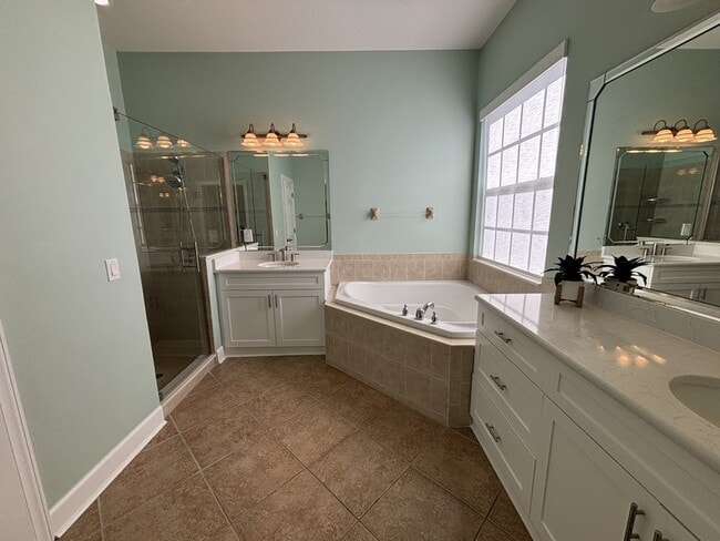 Building Photo - 5550 Whispering Willow Way