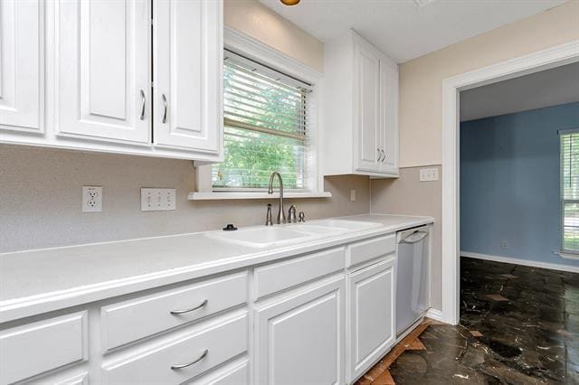 Building Photo - 3414 Hampshire Dr