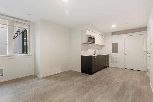 Interior Photo - Pike Flats