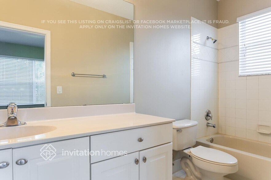 Building Photo - 126 Magnolia Way