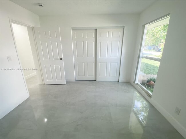 Building Photo - 7805 NW 67th Ave