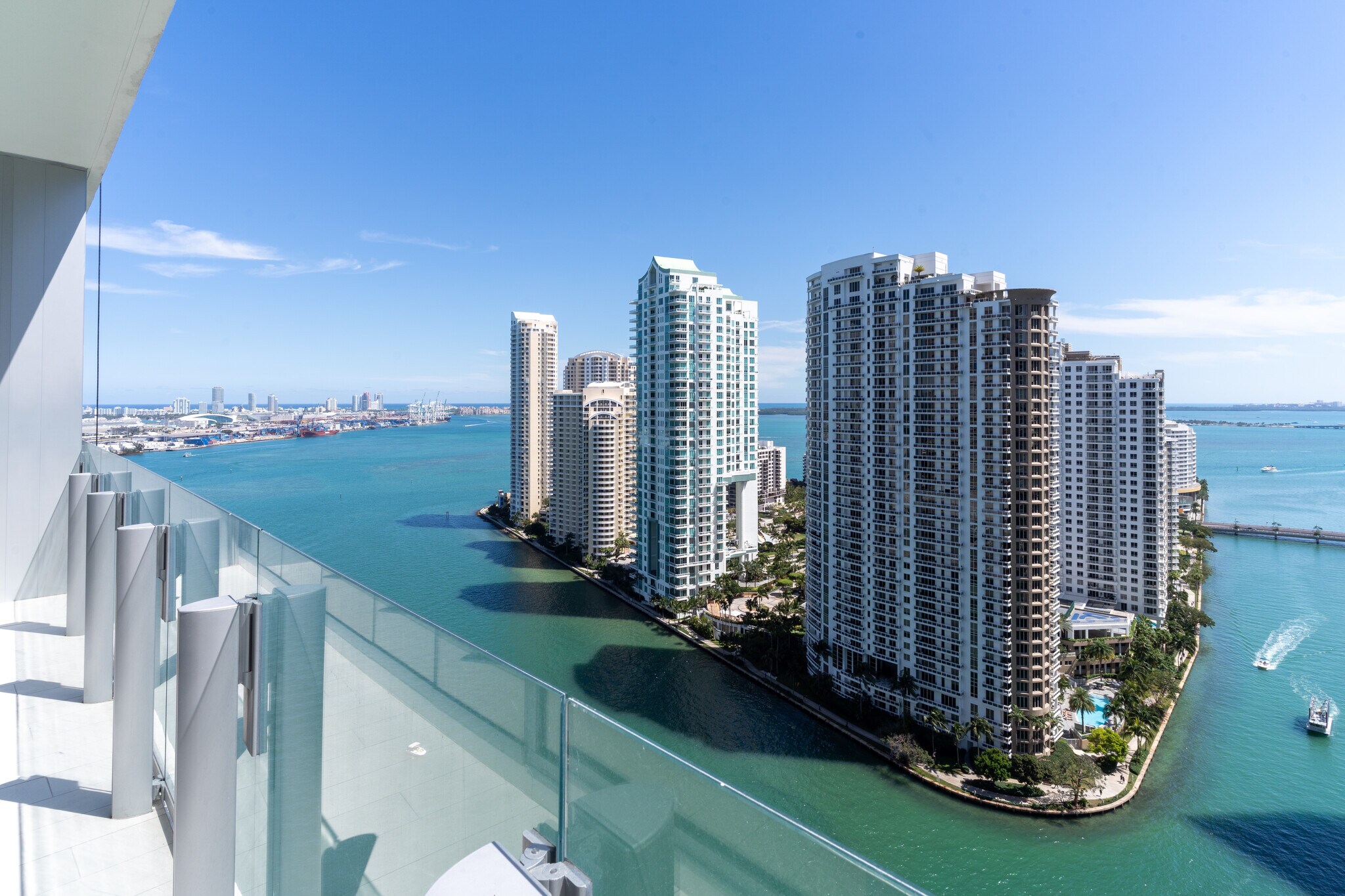 Building Photo - 300 Biscayne Boulevard Way