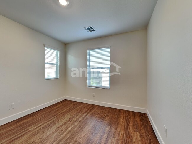 Building Photo - 9282 Opal Bay Ct