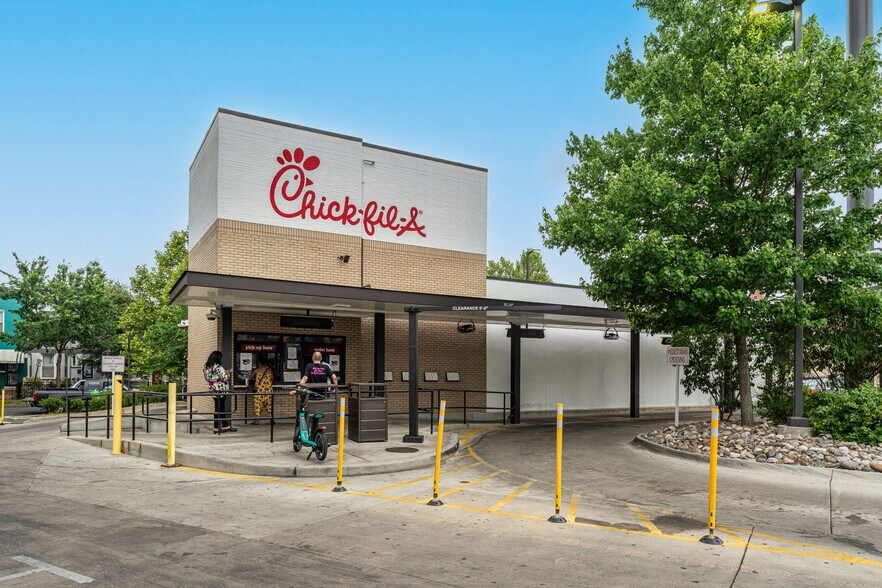Chick Fil-A at the end of the street! - 602 14th Pl NE