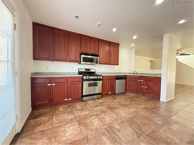 Building Photo - 11087 Deluna St