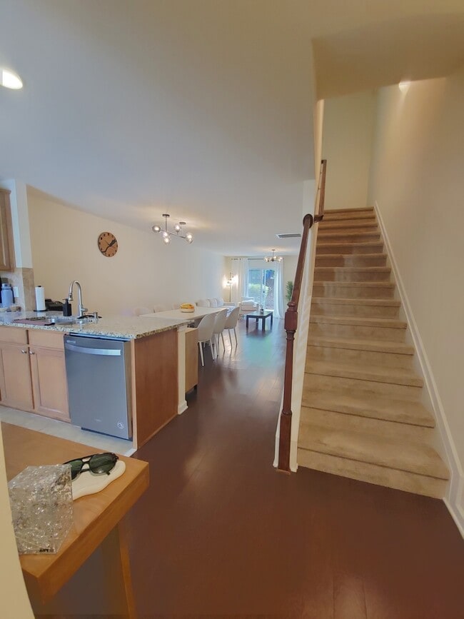 Building Photo - 2919 Berkeley Springs Pl