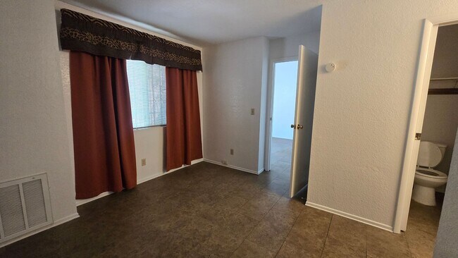 Building Photo - 3609 Melonies Dr