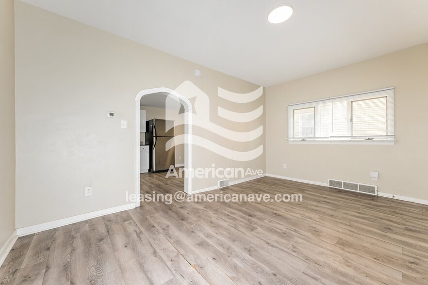 Building Photo - 909 Gaskill Ave