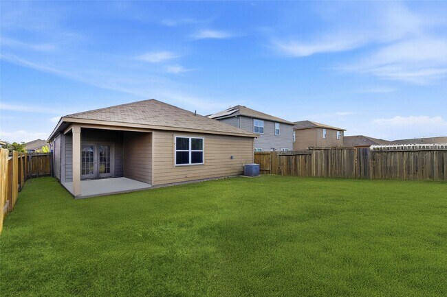 Building Photo - 11023 Hillside Creek Dr