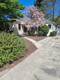 Building Photo - SHOWING THURSDAY 5/1 @ 12PM