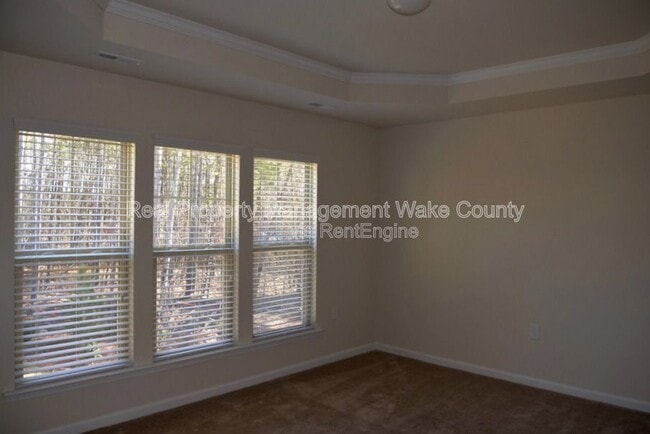 Building Photo - 205 Olivet Loop