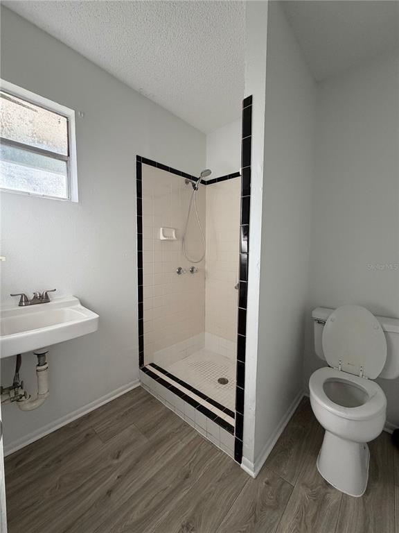 Building Photo - 1762 32nd St