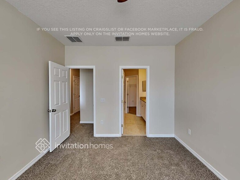 Building Photo - 2244 Seven Oaks Dr