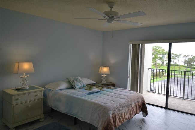 Building Photo - 238 Mariner Dr