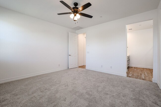 Building Photo - 31769 N 130th Ave