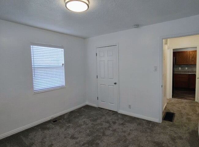 Building Photo - Beautiful 2 Bd 2 Bath Home in Murray