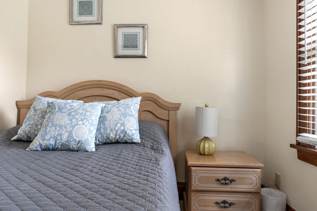 Building Photo - 935-937 Marshall Avenue