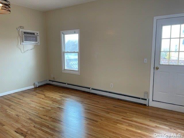 Building Photo - 66 E Walnut St