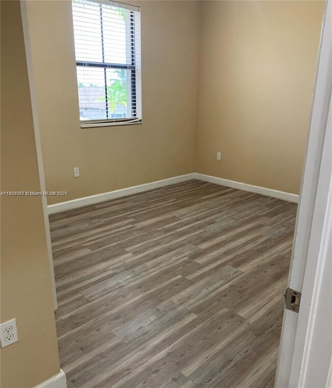 Building Photo - 10440 SW 228th Terrace