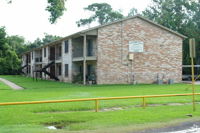 Building Photo - Concord Place Apartments