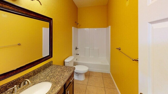 Building Photo - Spacious 4-Bed/3-Bath in Alamogordo, NM