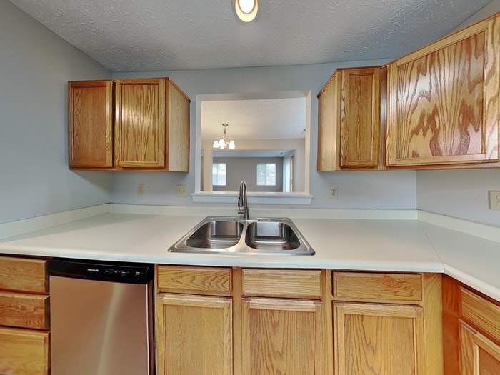 Building Photo - 2493 Grand Fir Dr