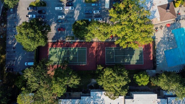 Building Photo - 38 La Rue Pl NW