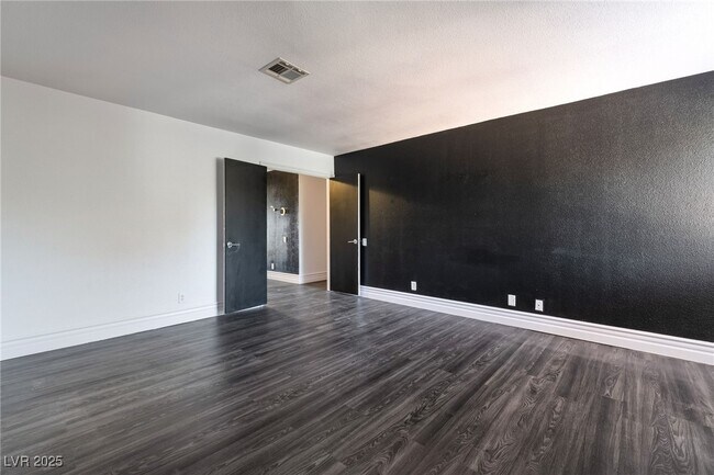 Building Photo - 2208 Tarraso Way