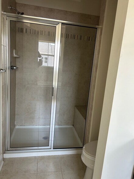 3rd Floor Master Shower - 211 Quarry Point Rd