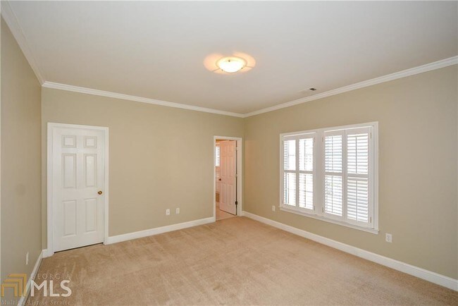 Building Photo - 1152 Bellewood Square