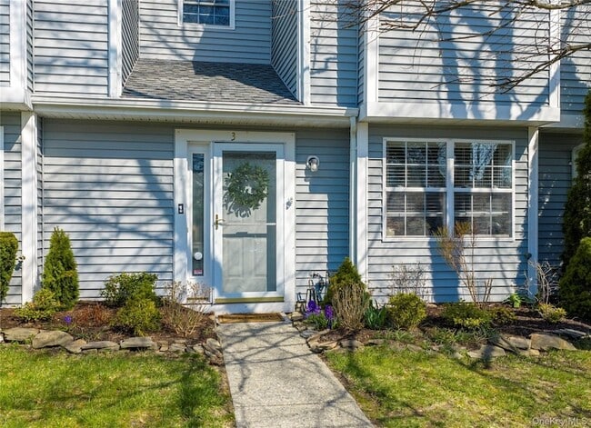 Building Photo - 3 Evergreen Way