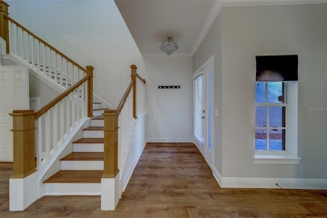 Building Photo - 270 Valencia Cir