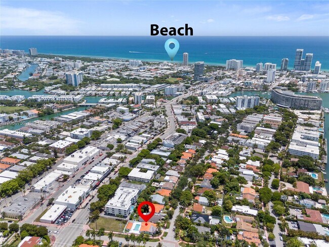 Building Photo - 1221 Biarritz Dr