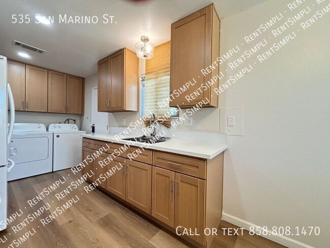Building Photo - 535 San Marino St