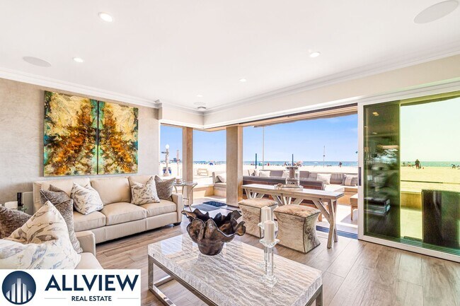 Building Photo - Stunning Beach House located on Newport Beach Boardwalk- 30+ Day Rental!