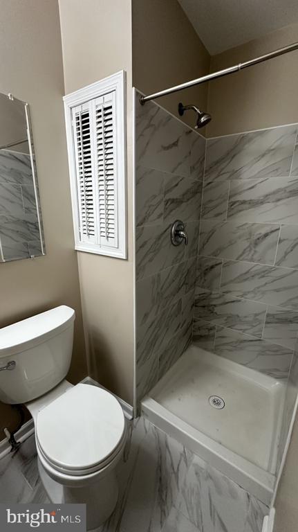 Building Photo - 14646 London Ln