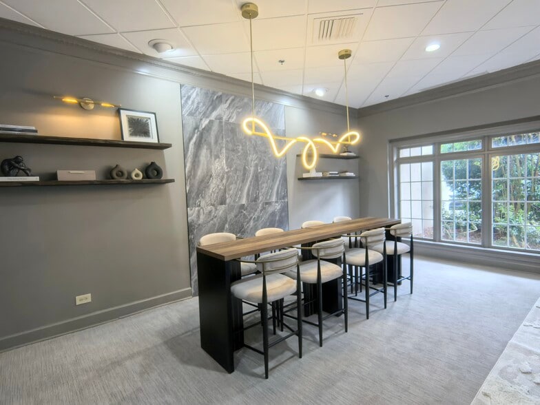 Public area - 1501 Clairmont Rd