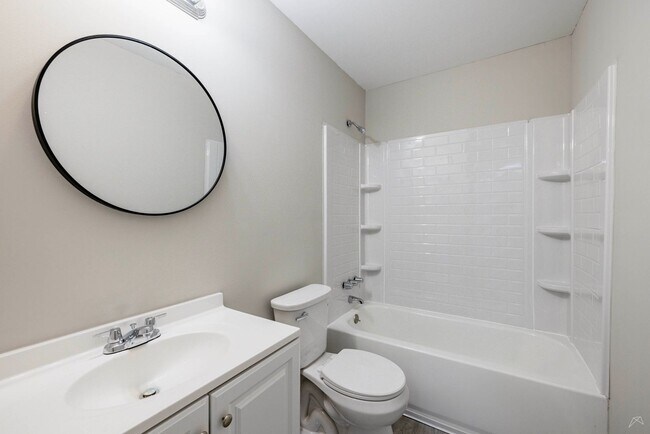 Building Photo - Elite Plus 2 Bedroom Apartments in Atlanta, GA | Fully Renovated 750 Sq Ft Floor Plan at Monteleo...