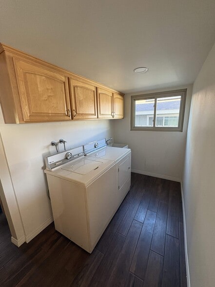 Building Photo - 5980 Tooley St