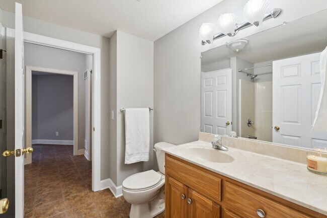 Building Photo - 4137 Jensome Ln