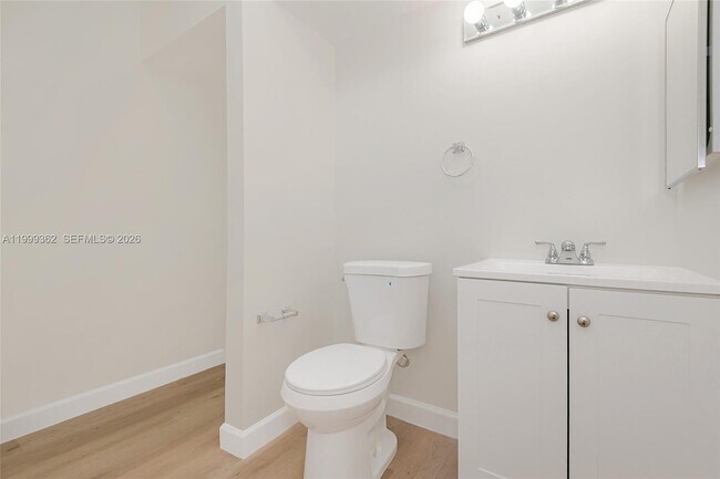 Building Photo - 11125 SW 132nd Ct