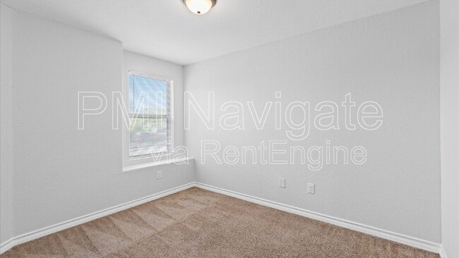 Building Photo - 6962 Lakeview Dr.