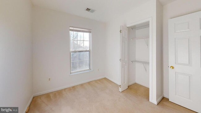 Building Photo - 26071 Ridge Manor Dr