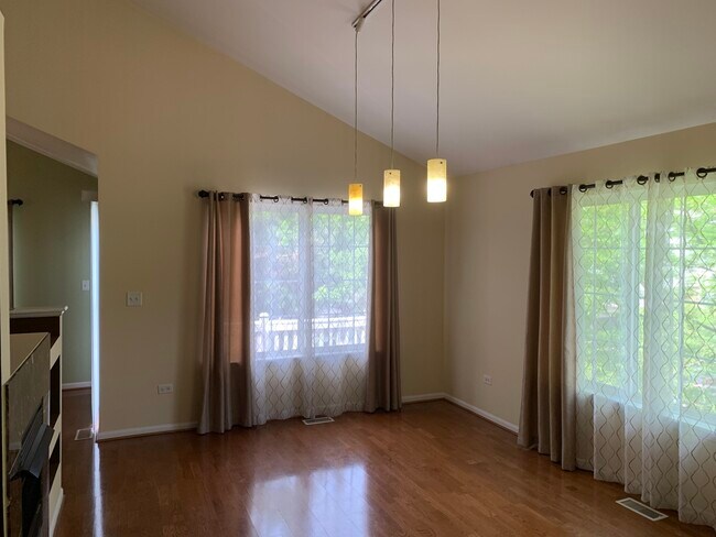 Building Photo - 7503 Claridge Dr