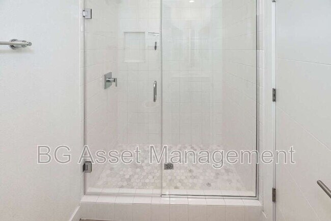 Building Photo - 3909 Wattling St