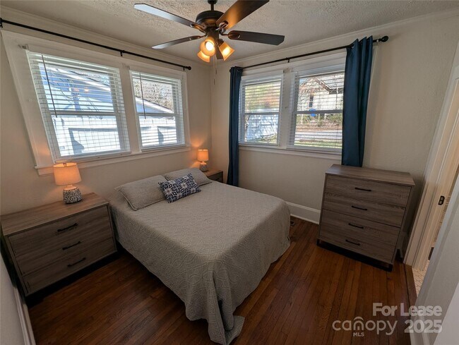 Building Photo - 28 Woodrow Ave