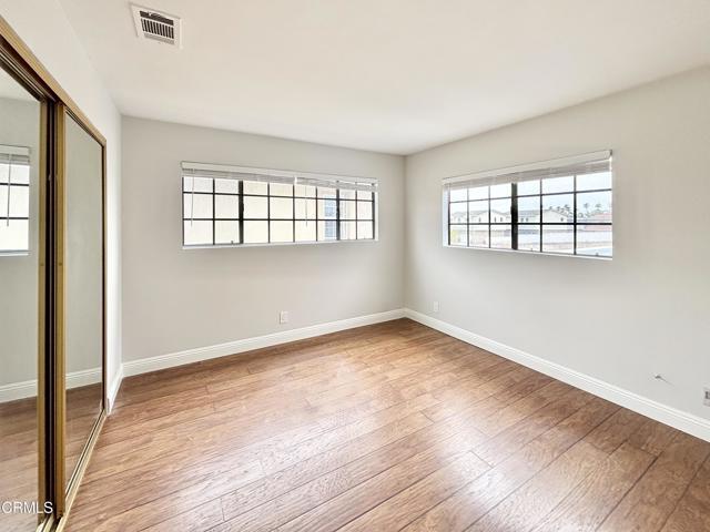 Building Photo - 864 Dunes St