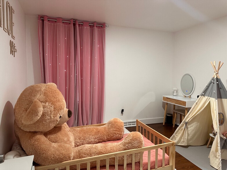 Building Photo - 2217 4 Mile Rd