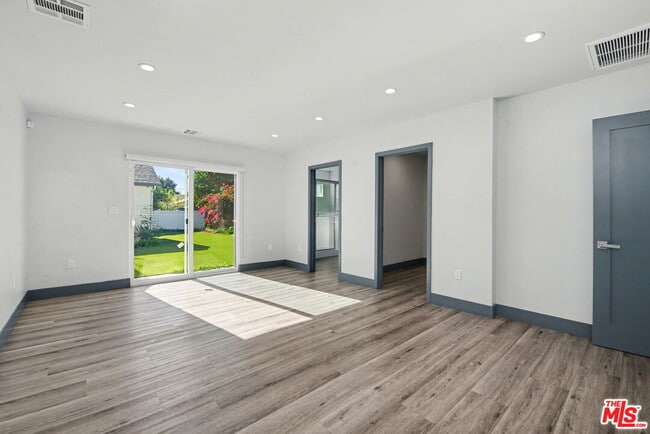 Building Photo - 15134 Friar St